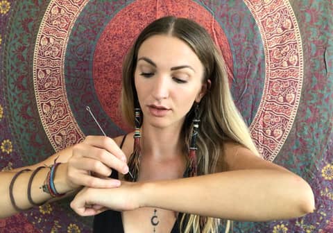 Handpoke tetováló workshop